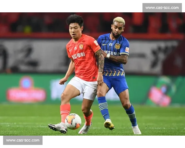 恒大首回合对阵苏宁:战术较量与关键球员表现全解析